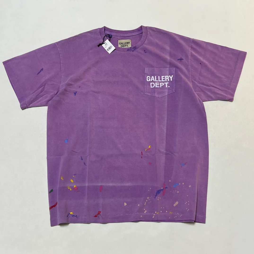 New models in stock! GALLERY DEPT VINTAGE LOGO PAINTED TEE PURPLE Purple ink splashed distressed short sleeves Retro English pocket TEE Purple S-XL Ready-to-wear dyeing Fried salt distressing Hand-sewn plaster bone Very heavy industry Manufacturing dark and light fading technology Hand-splashed ink graffiti Genuine acrylic material